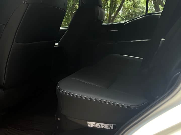 Toyota Prado 2026 2026款 2.4T 全能TX版 5座