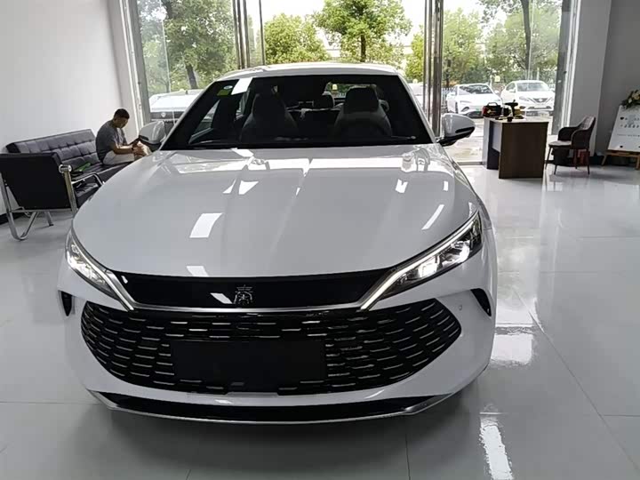 2026 BYD Qin L