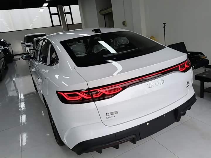 2026 BYD Qin L