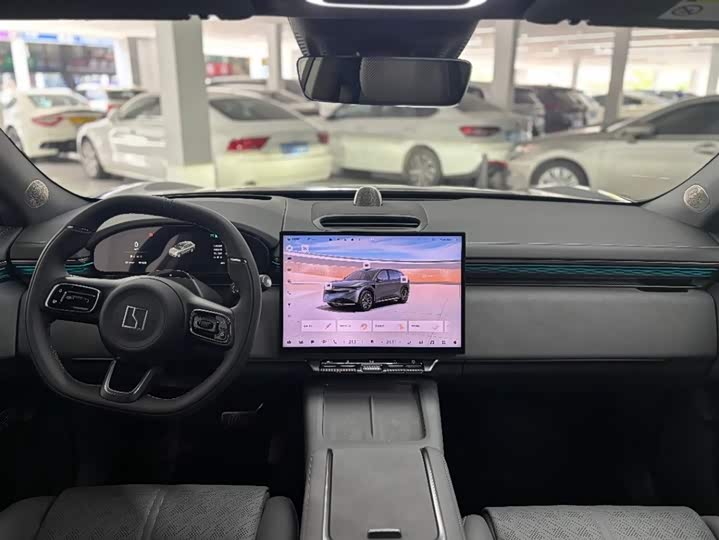 Zeekr 7X 2025 2025款 100kWh 长续航四驱智驾版