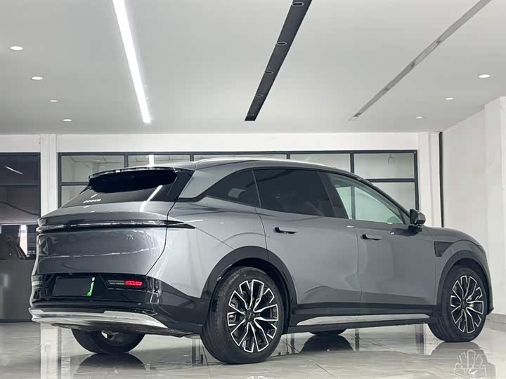 Zeekr 7X 2025 2025款 100kWh 长续航四驱智驾版