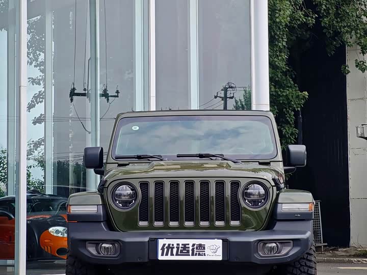 Photo 2 - Jeep Wrangler