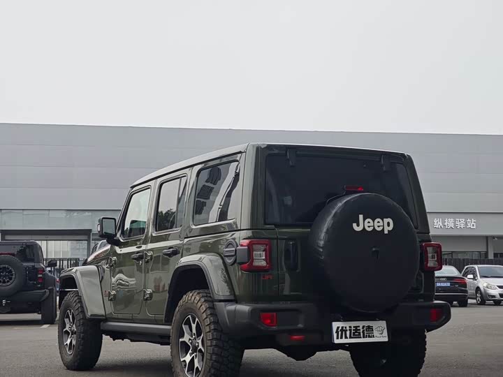 Photo 3 - Jeep Wrangler
