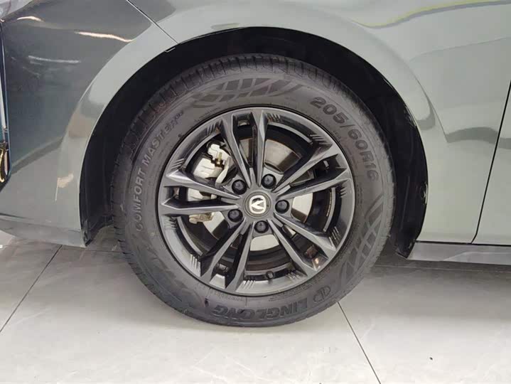 صورة 6 - Changan Yida