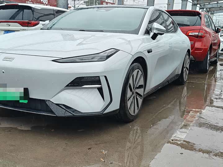 Geely Galaxy E8 2024 2024款 550km 后驱MAX