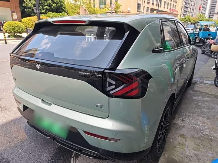 BAIC Arcfox T1 2025 2025款 425 MAX
