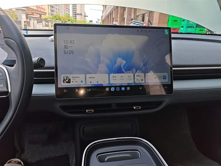 BAIC Arcfox T1 2025 2025款 425 MAX