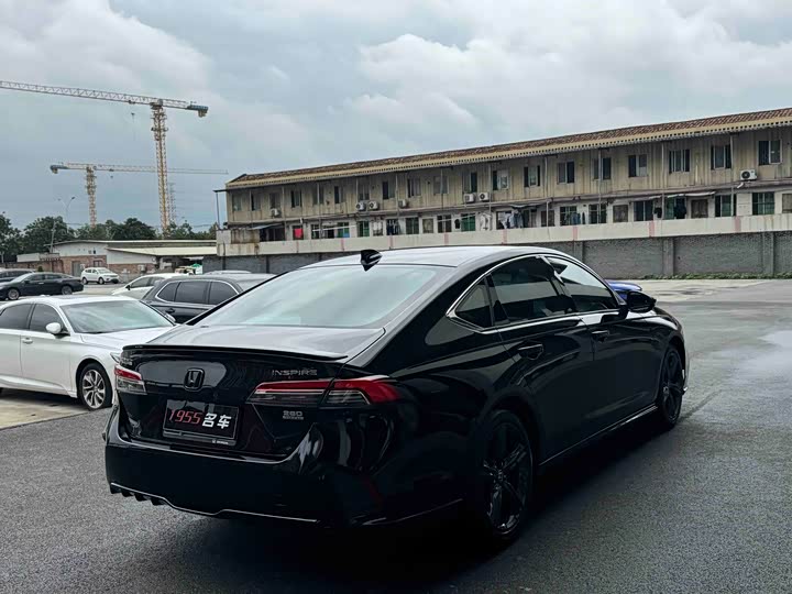 Фото 9 - Honda Inspire