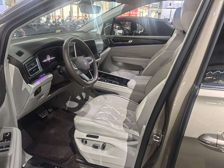 Фото 4 - Volkswagen Viloran