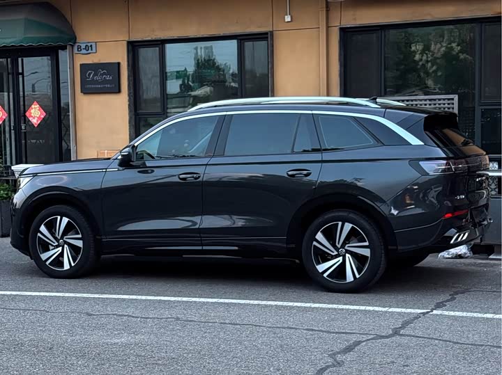 Volkswagen Tavendor 2024 2024款 380TSI 四驱R-Line巡游 众享款