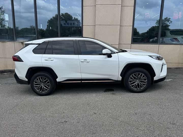 Toyota Wildlander 2024 2024款 2.0L CVT两驱豪华PLUS版