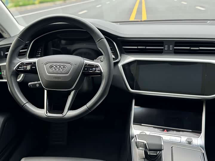 Фото 7 - Audi A7