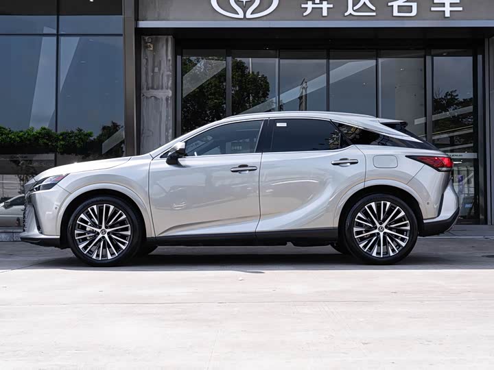 2023 Lexus RX Hybrid