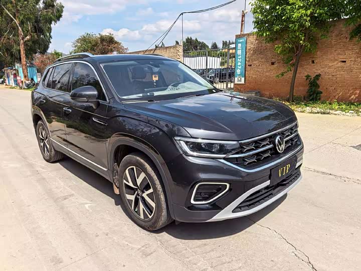 صورة 3 - Volkswagen Tayron