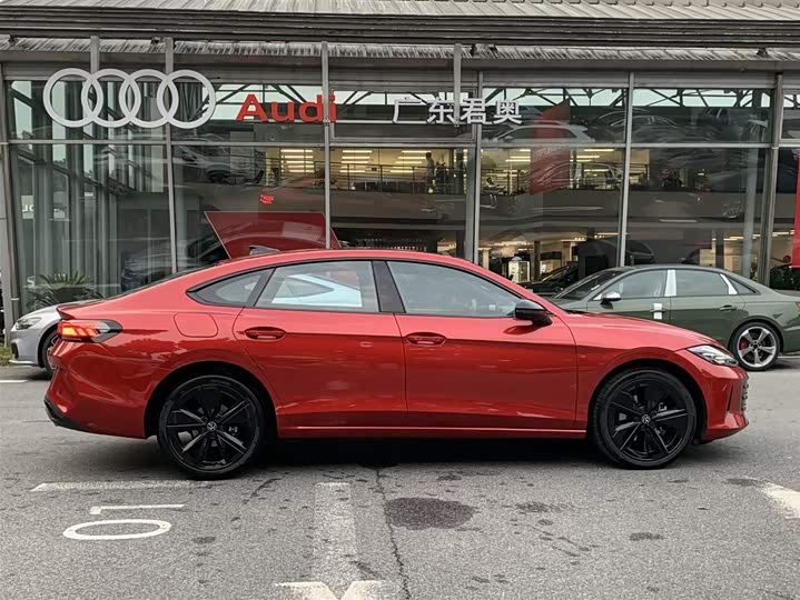 Volkswagen Lamando L 2026 2026款 凌渡L GTS 380TSI 凌风百万纪念版