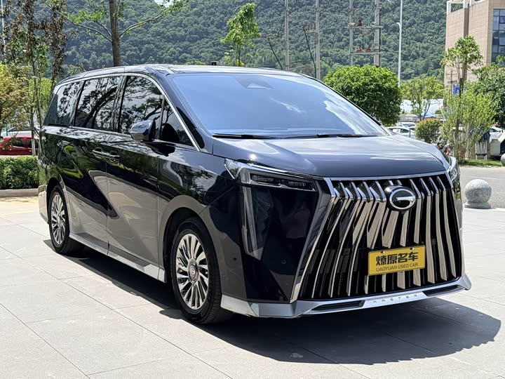 Фото 3 - GAC Trumpchi M8