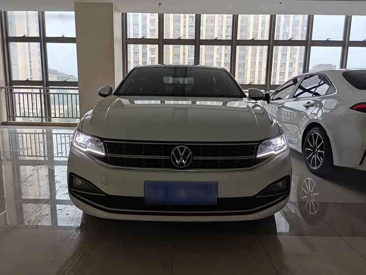 Фото 2 - Volkswagen Bora