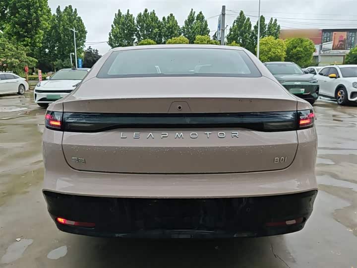 Leapmotor B01 2025 2025款 430舒享版