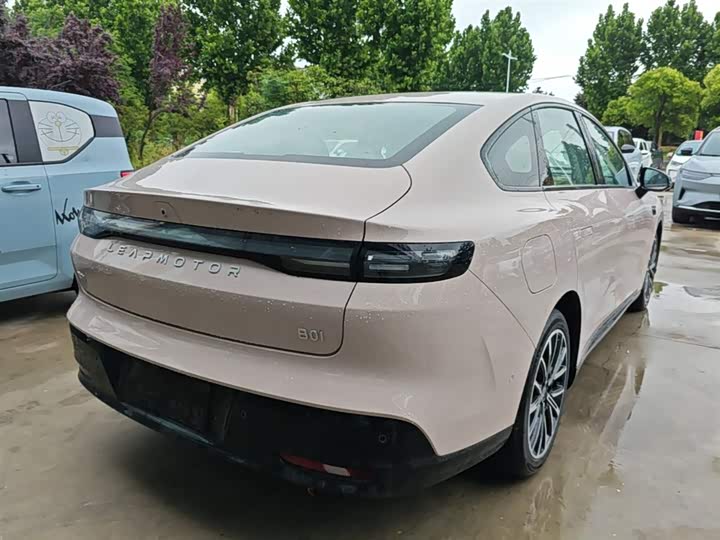 Leapmotor B01 2025 2025款 430舒享版
