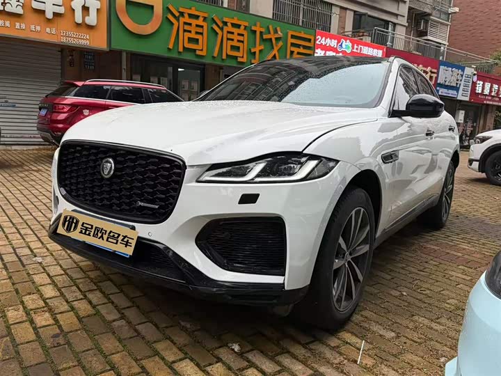 Фото 1 - Jaguar F-Pace