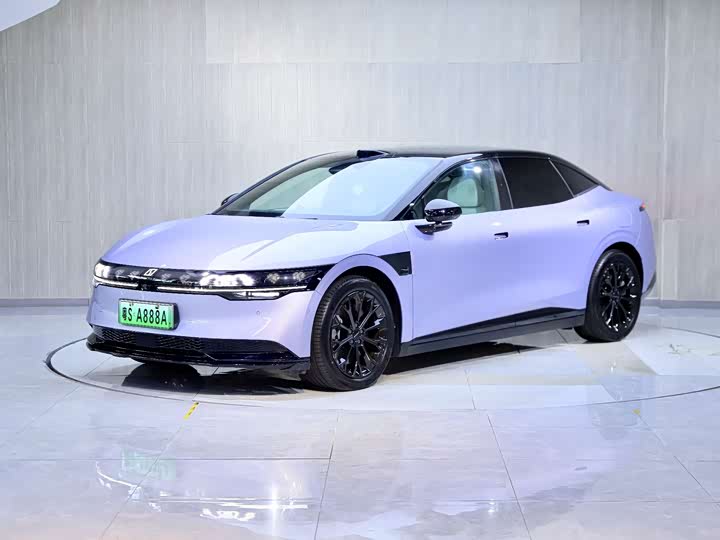 Zeekr 007 2025 2025款 四驱智驾版 75kWh