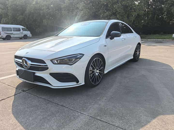 Фото 1 - Mercedes-Benz CLA-Class AMG