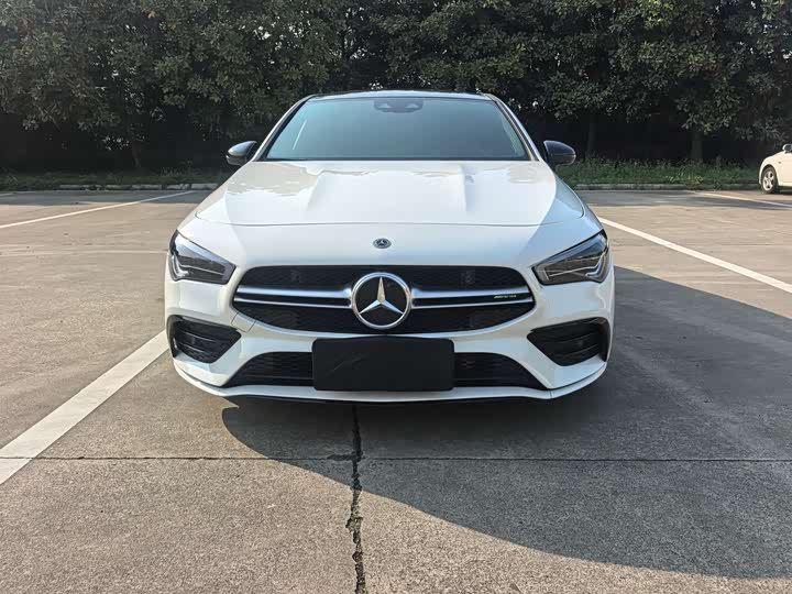 Фото 2 - Mercedes-Benz CLA-Class AMG