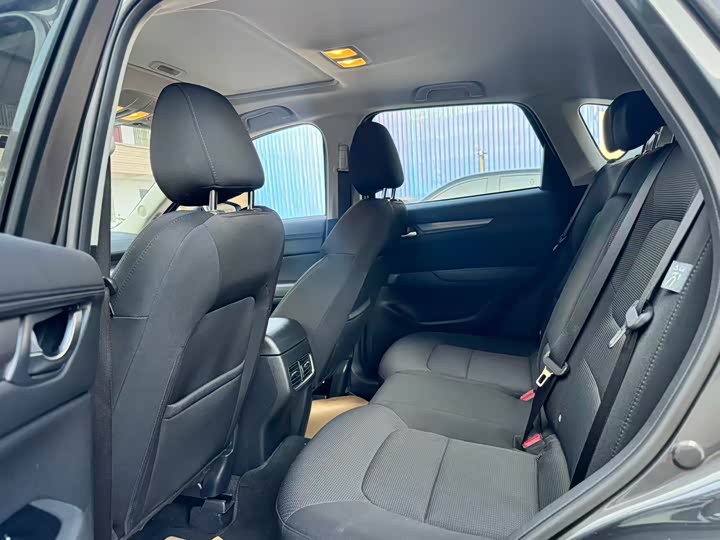 Photo 8 - Mazda CX-5