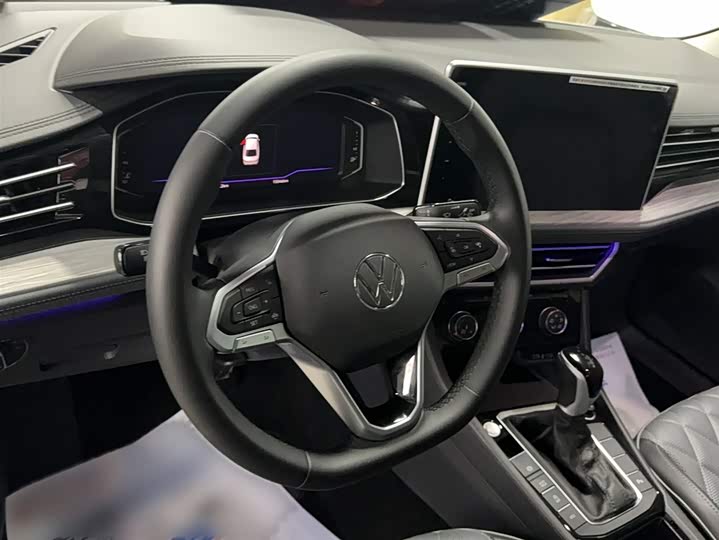 Фото 4 - Volkswagen Sagitar L