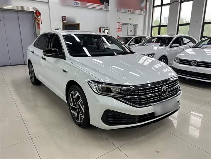 Фото 9 - Volkswagen Sagitar L