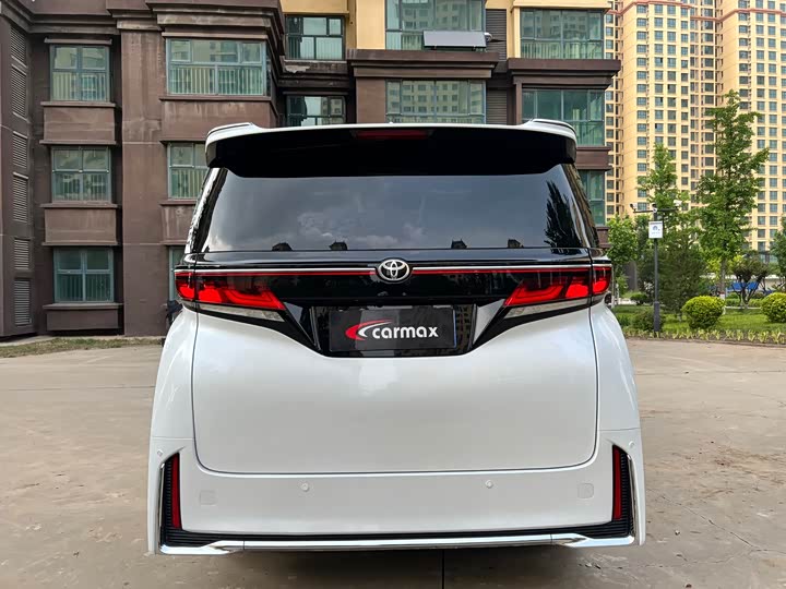 Toyota Vellfire 2025 2025款 皇冠 双擎 2.5L 墨金行政版