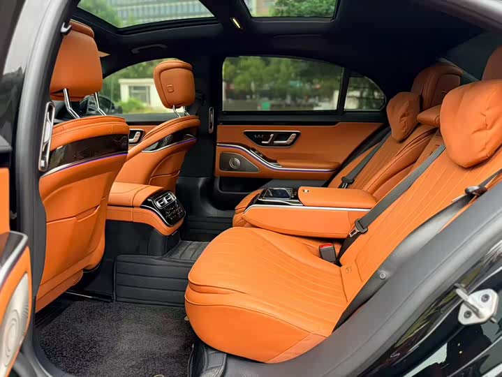 Фото 6 - Mercedes-Benz S-Class