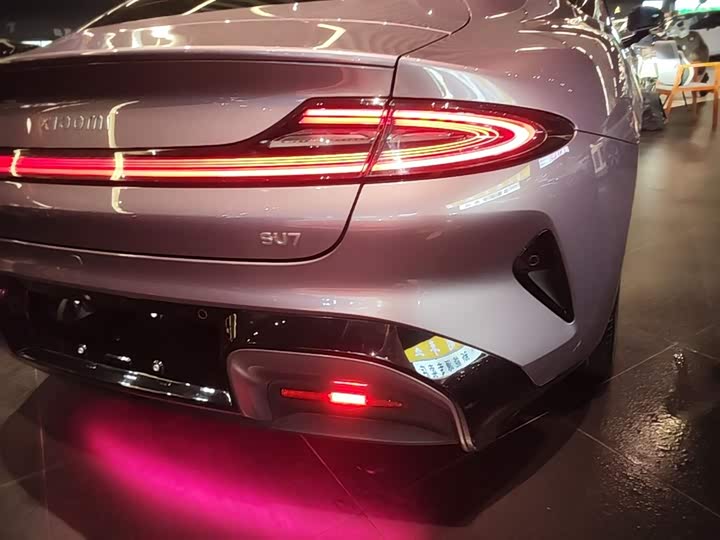 Фото 8 - Xiaomi SU7
