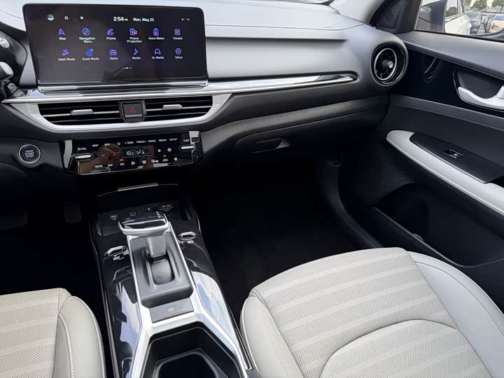 Kia K3 2023 2023款 1.5L CVT豪华版