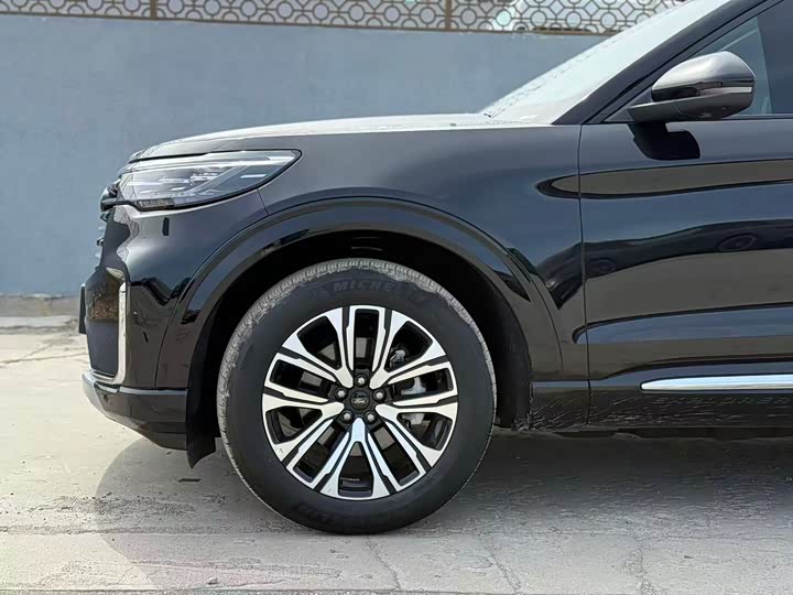 Ford Explorer 2024 2024款 2.3T EcoBoost 四驱钛金版 6座