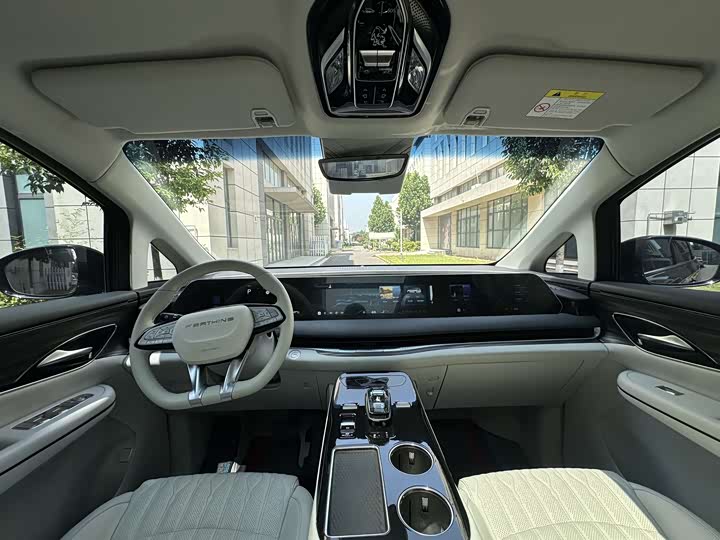 Dongfeng Forthing Xinghai V9 2024 2024款 1.5TD 200km 青云梯系列 尊贵型