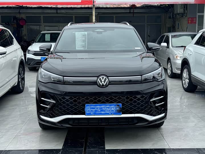 Volkswagen Tiguan L Pro 2025 2025款 PRO 380TSI 四驱 R-Line 智领版