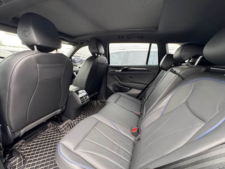 Volkswagen Tiguan L Pro 2025 2025款 PRO 380TSI 四驱 R-Line 智领版