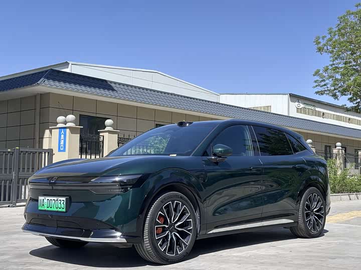 Zeekr 7X 2025 2025款 100kWh 长续航四驱智驾版
