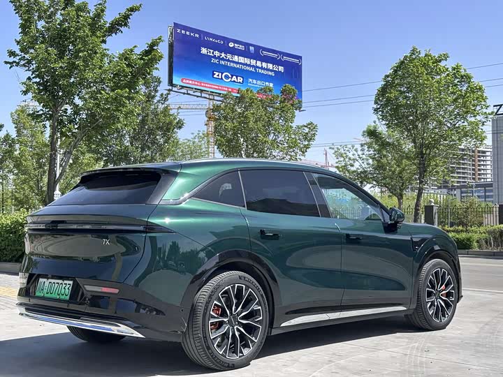 Zeekr 7X 2025 2025款 100kWh 长续航四驱智驾版