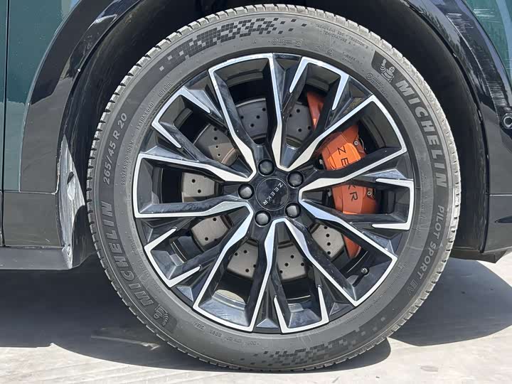 Zeekr 7X 2025 2025款 100kWh 长续航四驱智驾版