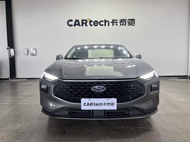 Ford Mondeo 2025 2025款 2.0T EcoBoost 豪华型