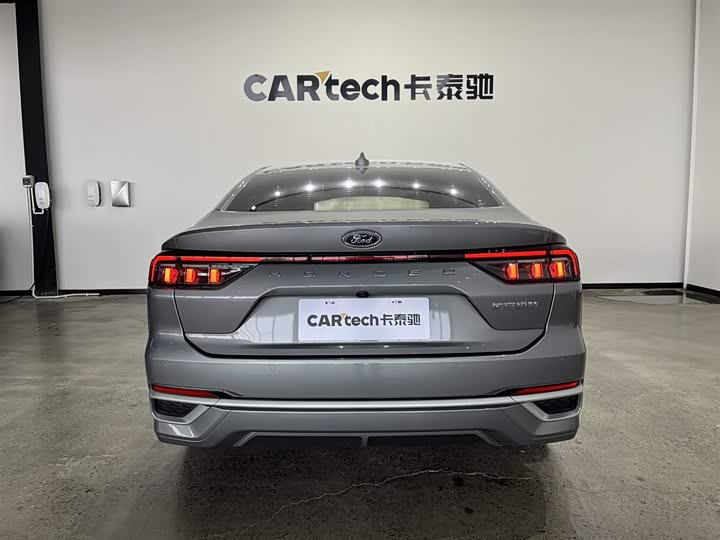 Ford Mondeo 2025 2025款 2.0T EcoBoost 豪华型