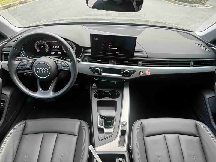 Audi A4 2021 2021款 Avant 先锋派 40 TFSI 时尚动感型