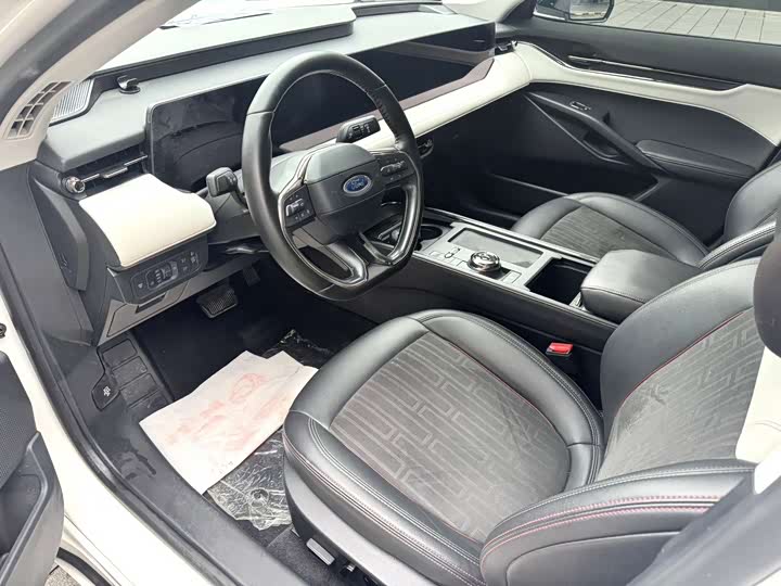 Фото 4 - Ford Mondeo