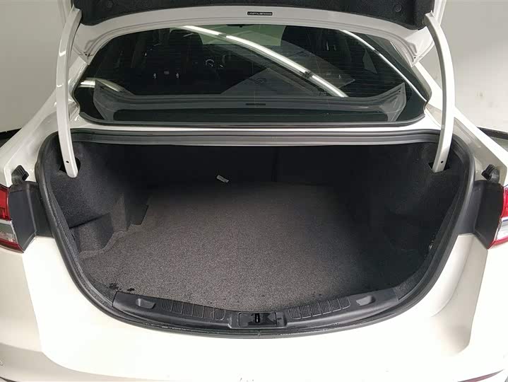 Фото 4 - Ford Mondeo
