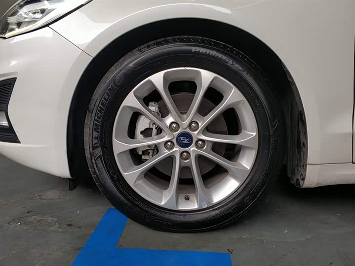 Фото 6 - Ford Mondeo