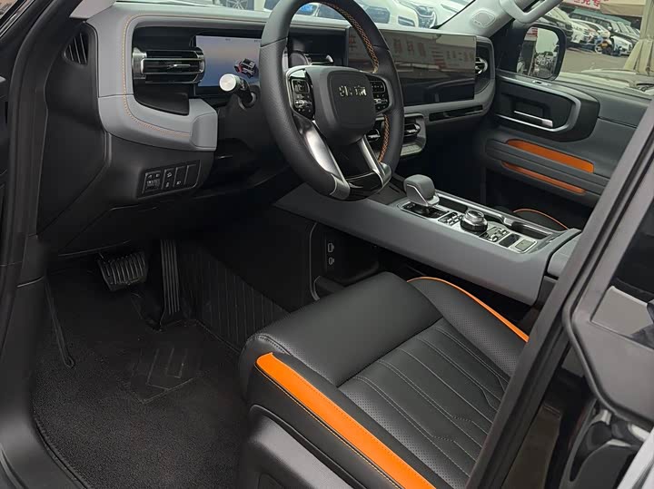 BAIC Beijing BJ40 2026 2026款 2.0T 汽油标准版