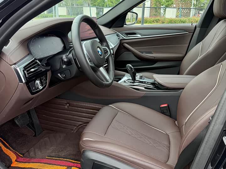 Zdjęcie 3 - BMW 5 Series