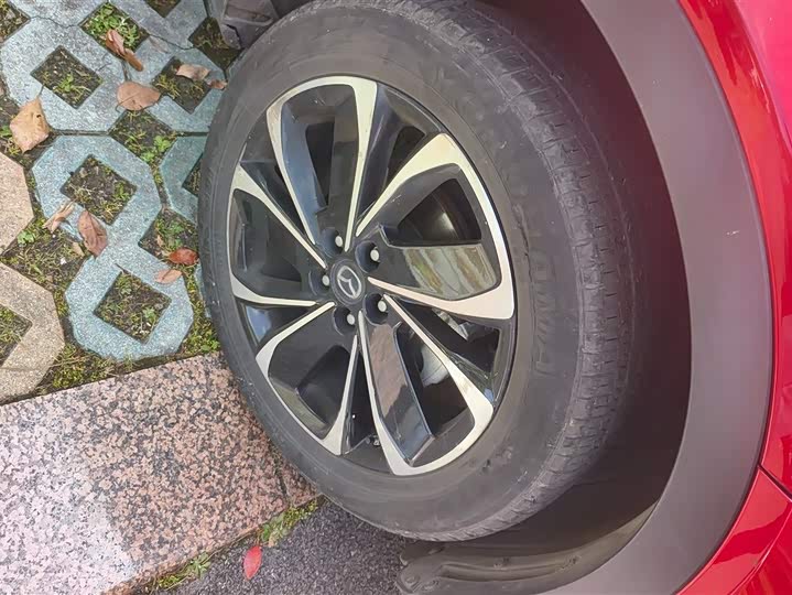 Фото 6 - Mazda CX-4
